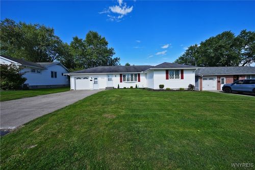 142 Sky Hi Dr, West Seneca, NY, 14224-3165 | Card Image