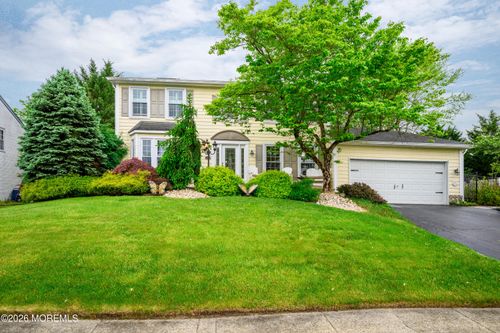 3 Heritage Dr, Howell, NJ, 07731-2937 | Card Image