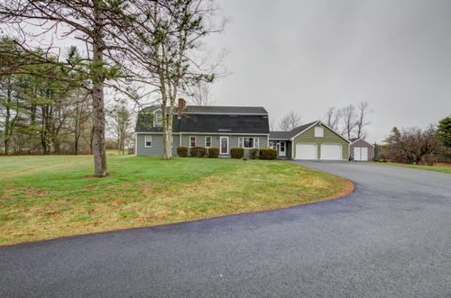 315 River Road, Windham, ME, 04062 | Card Image