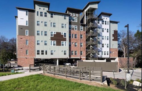 1800 I-35 Service Rd, Round Rock, TX, 78664 | Card Image