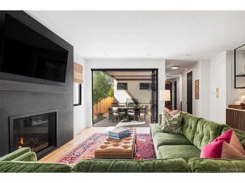 255 Jackson St, Denver, CO, 80206-5524 | Card Image