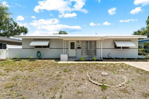 782 42nd Avenue Ne, ST PETERSBURG, FL, 33703 | Card Image