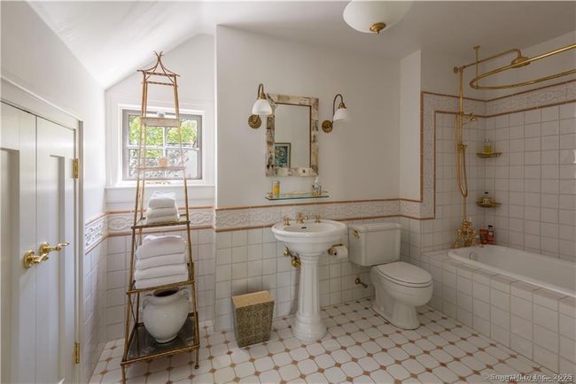 Guest Suite | Image 21