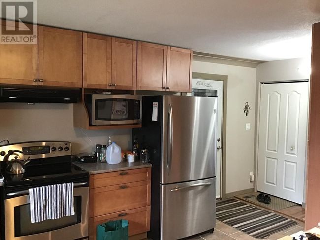 889 Elder Rd, House other with 3 bedrooms, 3 bathrooms and null parking in Kamloops BC | Image 9