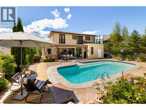 1107 Henderson Dr, Kelowna, BC, V1P1L8 | Card Image