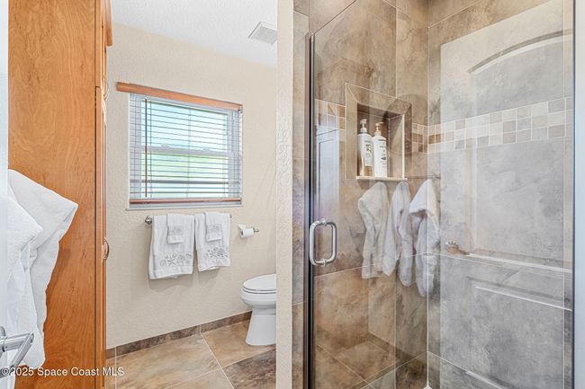 Shower | Image 52