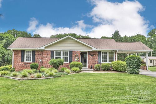 108 Ridge St, Jonesville, NC, 28642-2732 | Card Image