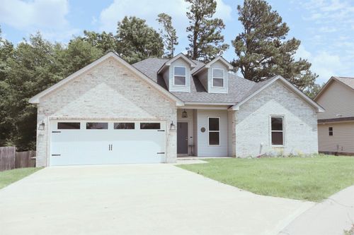 205 Windcrest Cir, Hot Springs, AR, 71913-6001 | Card Image
