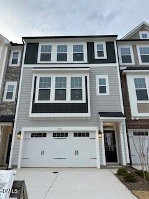 166-10017 Secluded Garden Dr, Apex, NC, 27523-8416 | Card Image