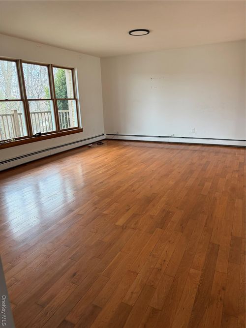 9 Willard Place, Monroe, NY, 10950 | Card Image