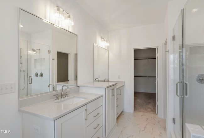 Wimb interior - master bath | Image 17