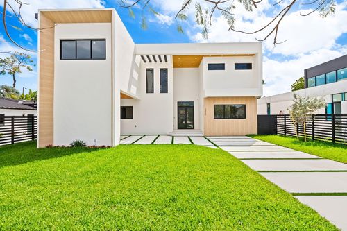 2324 Sw 26th St, Miami, FL, 33133-2306 | Card Image