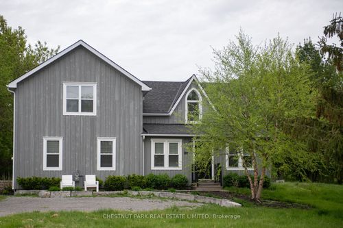 25 Stanley St, Bloomfield, ON, K0K1G0 | Card Image