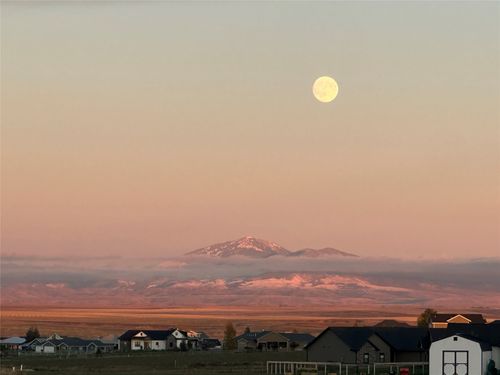 16 Platinum Ln, Great Falls, MT, 59405-8076 | Card Image