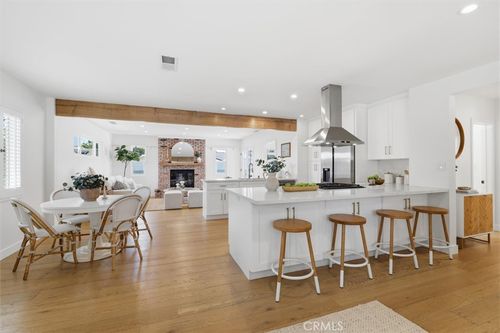 2720 Spreckels Ln, Redondo Beach, CA, 90278-5417 | Card Image