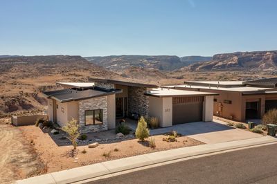 357 Ledges Point, House other with 3 bedrooms, 4 bathrooms and null parking in Grand Junction CO | Image 1