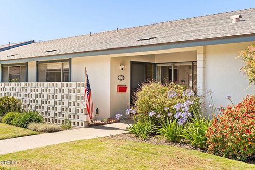 11 W Fiesta Grn, Port Hueneme, CA, 93041-1821 | Card Image