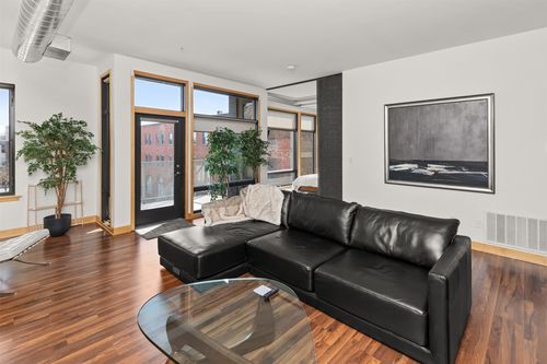 unit-306-119 4th St, Des Moines, IA, 50309-4727 | Card Image