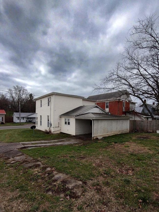 511 E Main St, House other with 3 bedrooms, 3 bathrooms and null parking in Carlisle KY | Image 7
