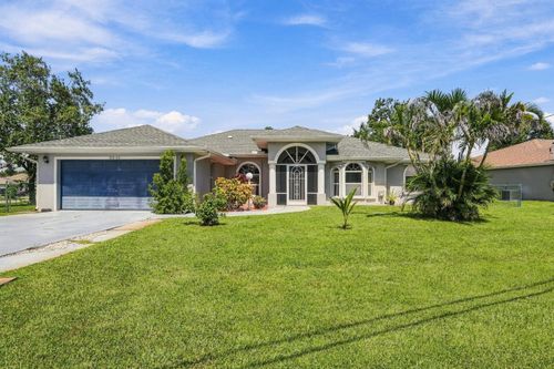 2801 Se Hutchings Ave, Port St. Lucie, FL, 34952-7338 | Card Image
