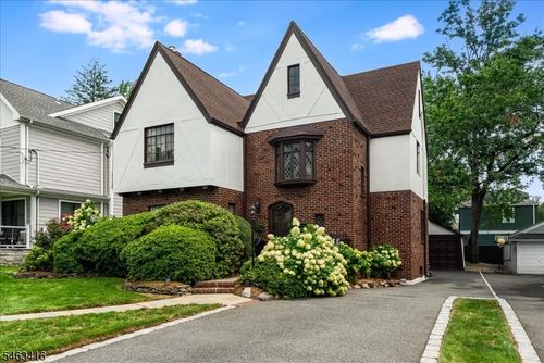 28 S Mountain Rd, Millburn, NJ, 07041-1506 | Card Image