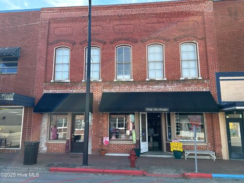 121 S King St, Windsor, NC, 27983-6763 | Card Image