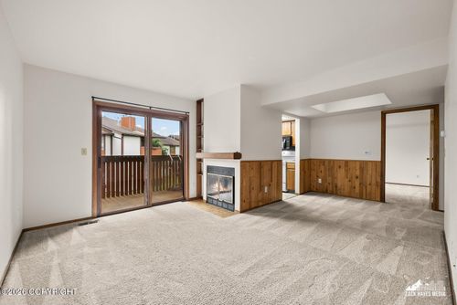 10c-7242 Foxridge Cir, Anchorage, AK, 99518-2707 | Card Image