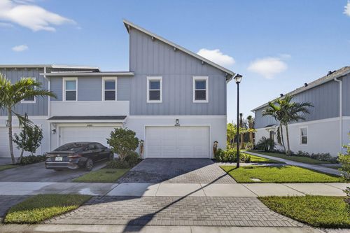 4640 Longwood Lake Sq, Westlake, FL, 33470-1219 | Card Image