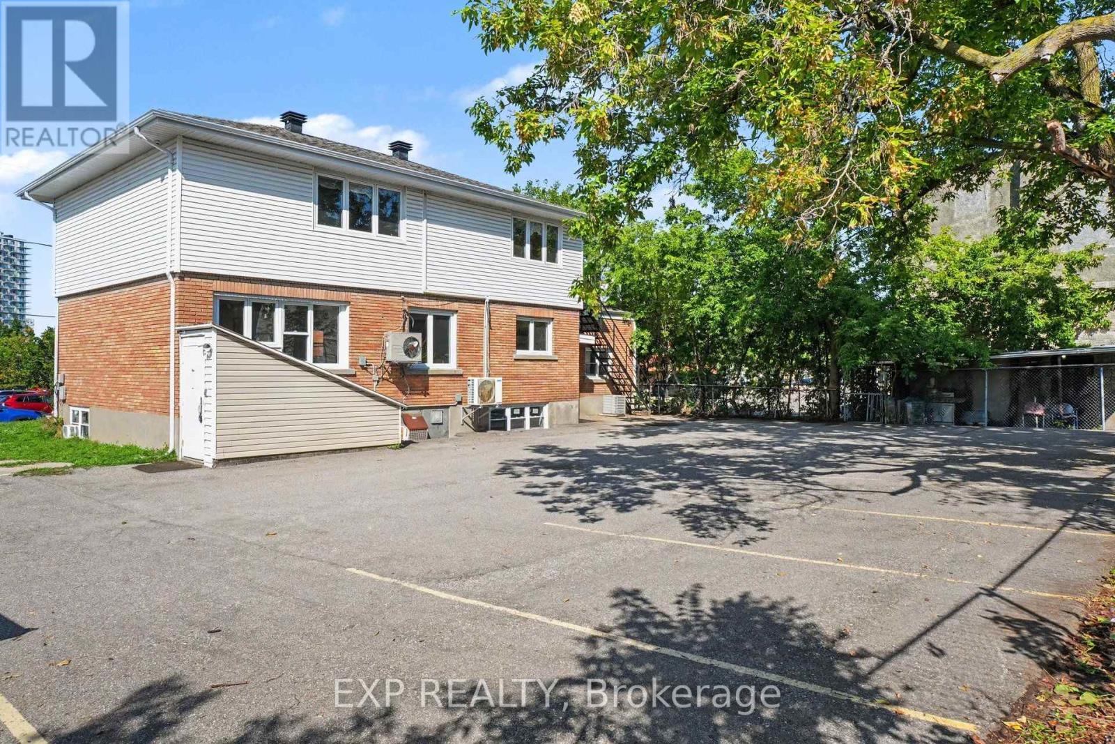 Commercial Lease in Ottawa 3