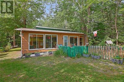 13 Mills Cres, Home with 3 bedrooms, 1 bathrooms and null parking in Mill Cove NB | Image 2