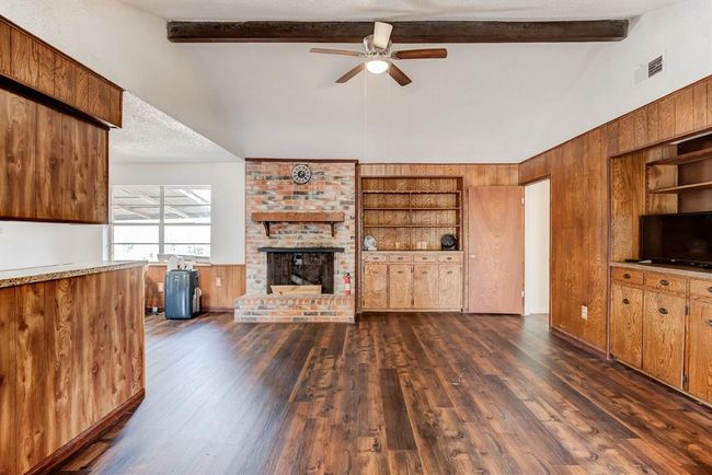 21072 N Highway 36, House other with 4 bedrooms, 3 bathrooms and 2 parking in Brazoria TX | Image 7