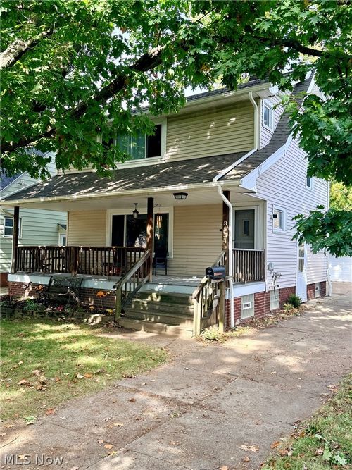 3854 Brookside Blvd, Cleveland, OH, 44111-5105 | Card Image