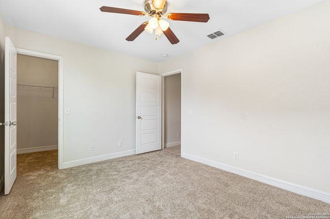5801 Devonwood St, House other with 4 bedrooms, 3 bathrooms and null parking in Cibolo TX | Image 14