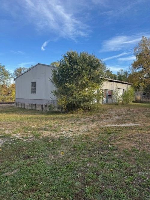 413 Chandler St, Danville, IL, 61832-4416 | Card Image