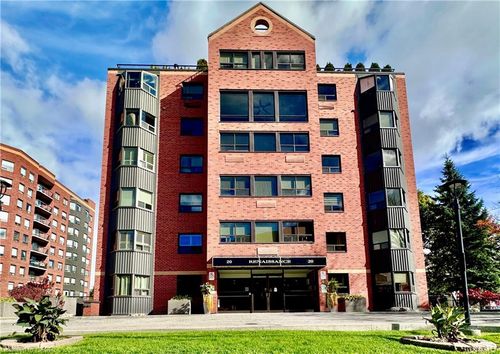 204-20 Ellen St E, Kitchener, ON, N2H6R7 | Card Image