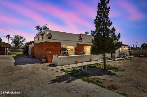 146 Croom Rd, El Paso, TX, 79915-3527 | Card Image