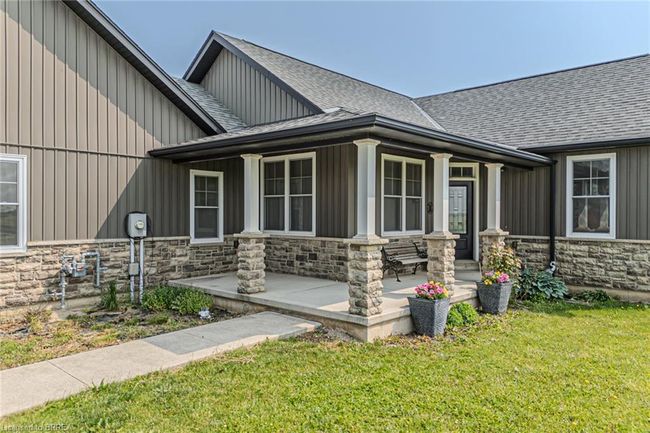 26 8 Th Concession Rd, Home with 3 bedrooms, 2 bathrooms and 9 parking in Brant ON | Image 25