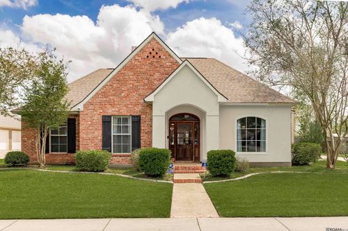 5158 Myrtle Hill Ave, Zachary, LA, 70791-3062 | Card Image