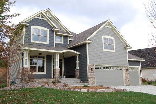 180 Bevins Ln, Saint Paul, MN, 55115-6809 | Card Image