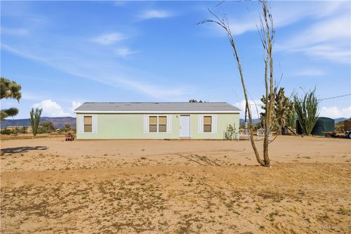 11109 S Alvis Rd, Yucca, AZ, 86438-1041 | Card Image