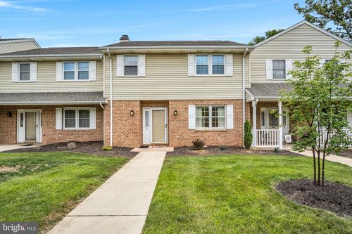 9 Garland Ct, Carlisle, PA, 17013-4443 | Card Image