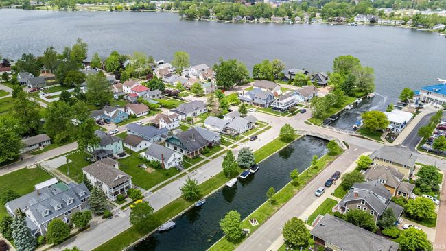 808 W Canal St, House other with 3 bedrooms, 2 bathrooms and null parking in Winona Lake IN | Image 8
