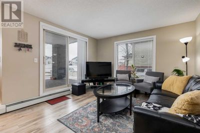 102 - 7110 80 Ave Ne, Condo with 2 bedrooms, 2 bathrooms and 2 parking in Calgary AB | Image 3