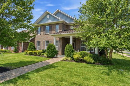 1551 Drakes Creek Rd, Hendersonville, TN, 37075-8637 | Card Image