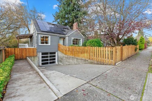 6523 40th Avenue Ne, Seattle, WA, 98115 | Card Image