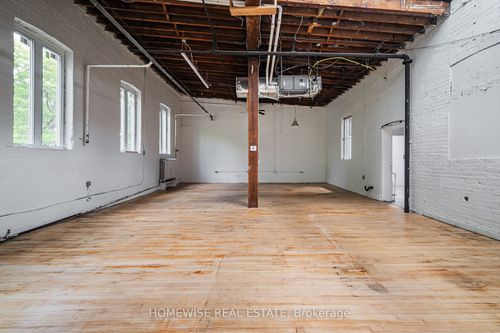 210-46 Noble St, Toronto, ON, M6K2C9 | Card Image