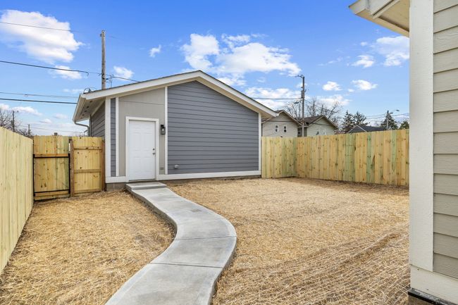 1423 S State Ave, House other with 2 bedrooms, 2 bathrooms and null parking in Indianapolis IN | Image 27