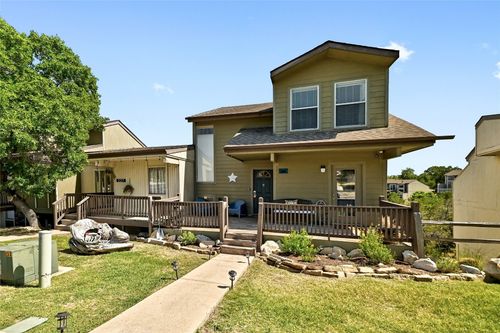 225 Comanche Ln, Lago Vista, TX, 78645-8714 | Card Image