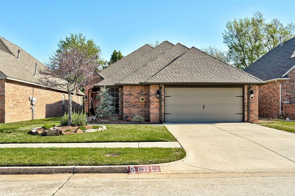Pinehurst Dr, Norman, OK 73072