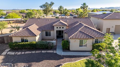 3927 E Vista Grande, San Tan Valley, AZ, 85140-6482 | Card Image